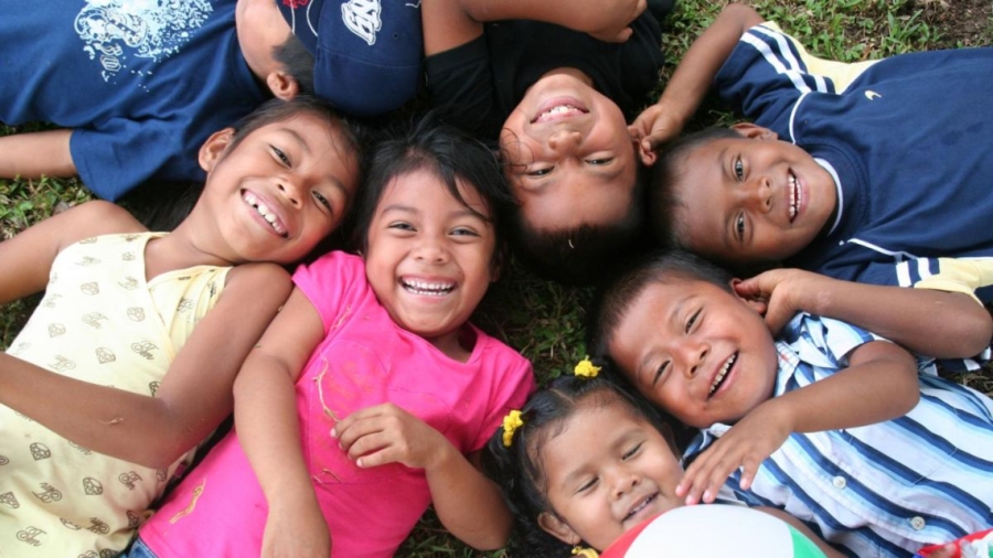 León consolida un modelo certificado para la protección integral de niñas, niños y adolescentes