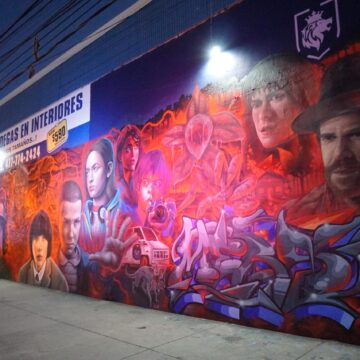 Develan en León mural de Stranger Things hecho por artistas leoneses