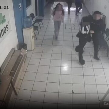 La Fiscalía de Michoacán confirmó que el adolescente Osmar “N”, de 15 años, utilizó un fusil de fabricación casera para asesinar a dos maestras