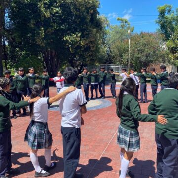 Jóvenes promueven ambientes educativos basados en el buen trato