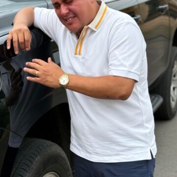 Alcalde de Juventino Rosas llora por sus “tapas” robadas y el pueblo le responde con memes.