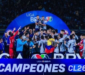 La redención de La Máquina: Cruz Azul y el arte de bordar la Décima en el Pedregal