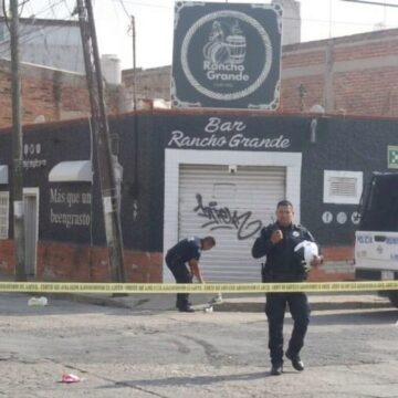 Tres muertos deja ataque armado en cantina del barrio de San Juan de Dios en León
