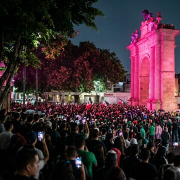 Festejos bajo la lluvia: México vence a Ecuador y desata la locura rumbo a octavos [2026]