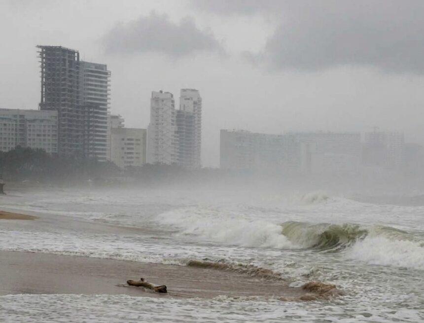 Huracán ‘Polo’ golpea Baja California Sur y Sonora: reportan saldo blanco en BCS y activan alertas máximas por lluvias torrenciales